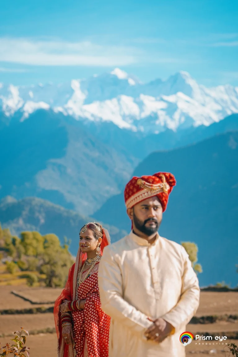 groom-portrait-with-snowy-himalayan-background