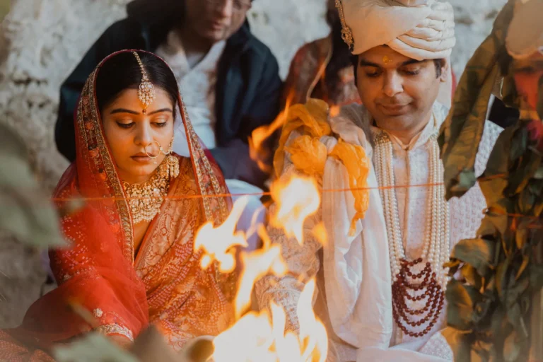 sacred-havan-ceremony-candid-hindu-wedding-shot
