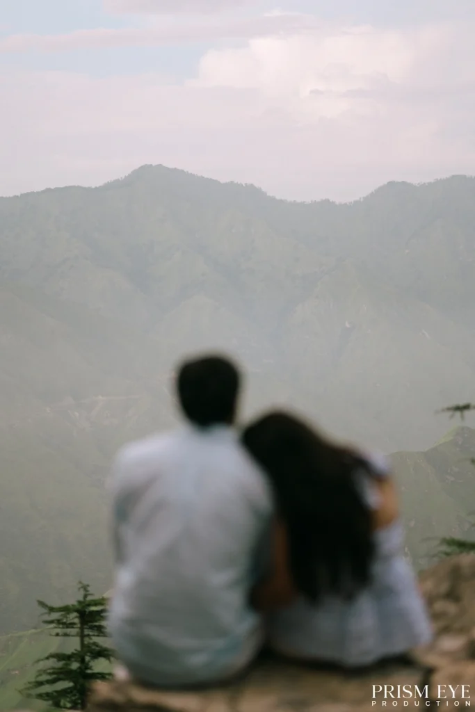 Couple enjoying a mountain view in Chakrata
