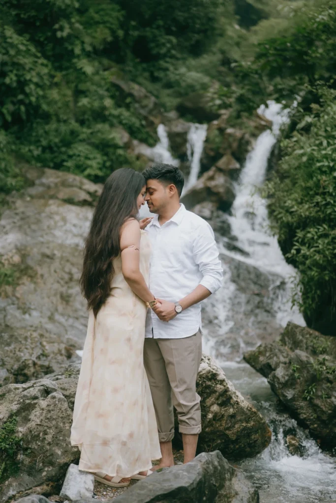Mussoorie vs Rishikesh for Pre-Wedding Shoot