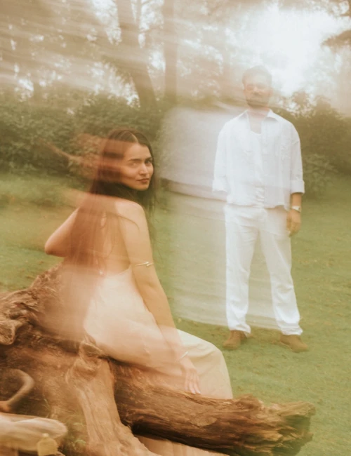 Creative Motion Pre Wedding Shot