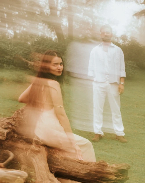 Creative Motion Pre Wedding Shot