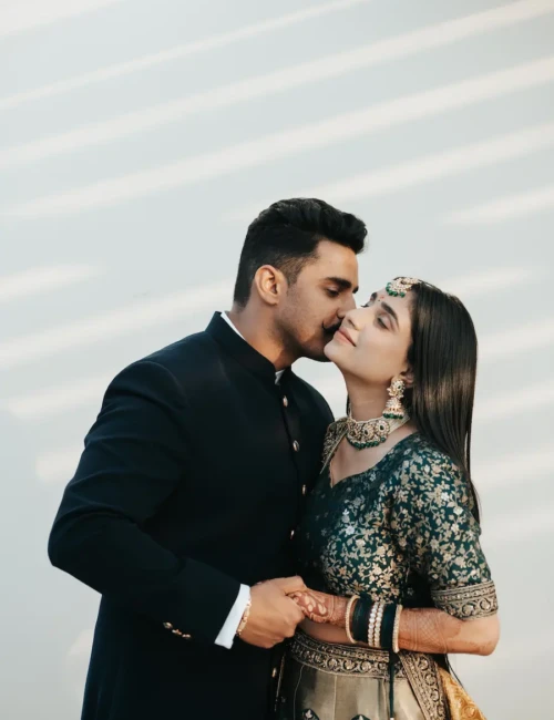 Romantic Lift Pose Couple Shoot